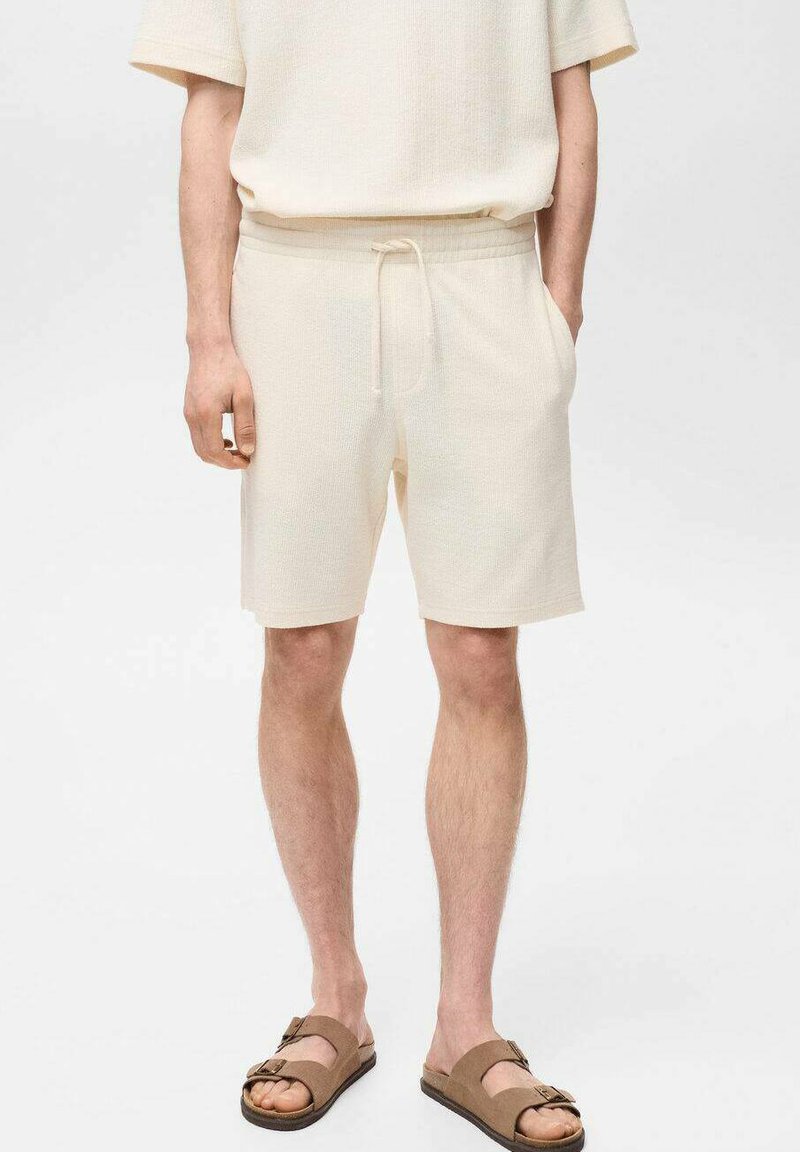 Mango TEXTURED WITH DRAWSTRING - Short - off-white