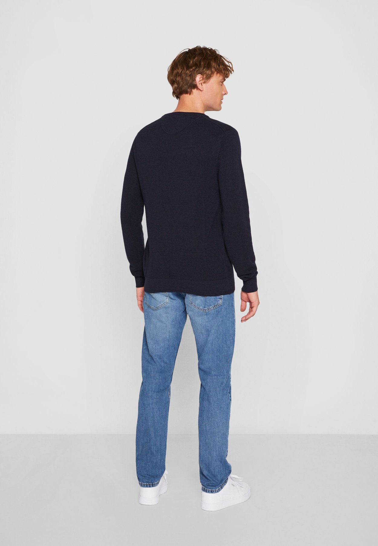C-NECK
