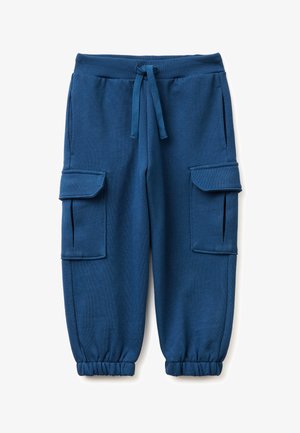 Blauwe cargo joggingbroek met elastische boorden, trekkoord in de taille, zijzakken en klepzakken op beide benen.