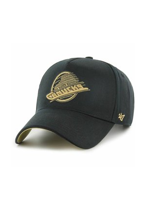 Gorra negra de algodón con visera curva, con un logo bordado en dorado de "Canucks" y el número "47" en el lateral.