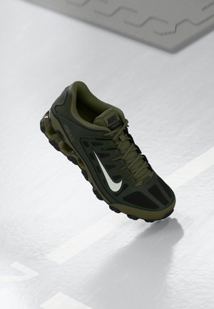 REAX 8 TR - Træningssko - sequoia/summit white/med olive/black