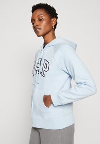 GAP HERITAGE - Mikina s kapucí - light blue shadow