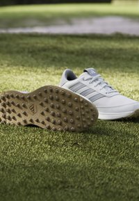 adidas Performance S2G SPIKELESS 24 - Golf shoes - cloud white   halo silver   gum