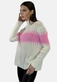 Elara - Sweter