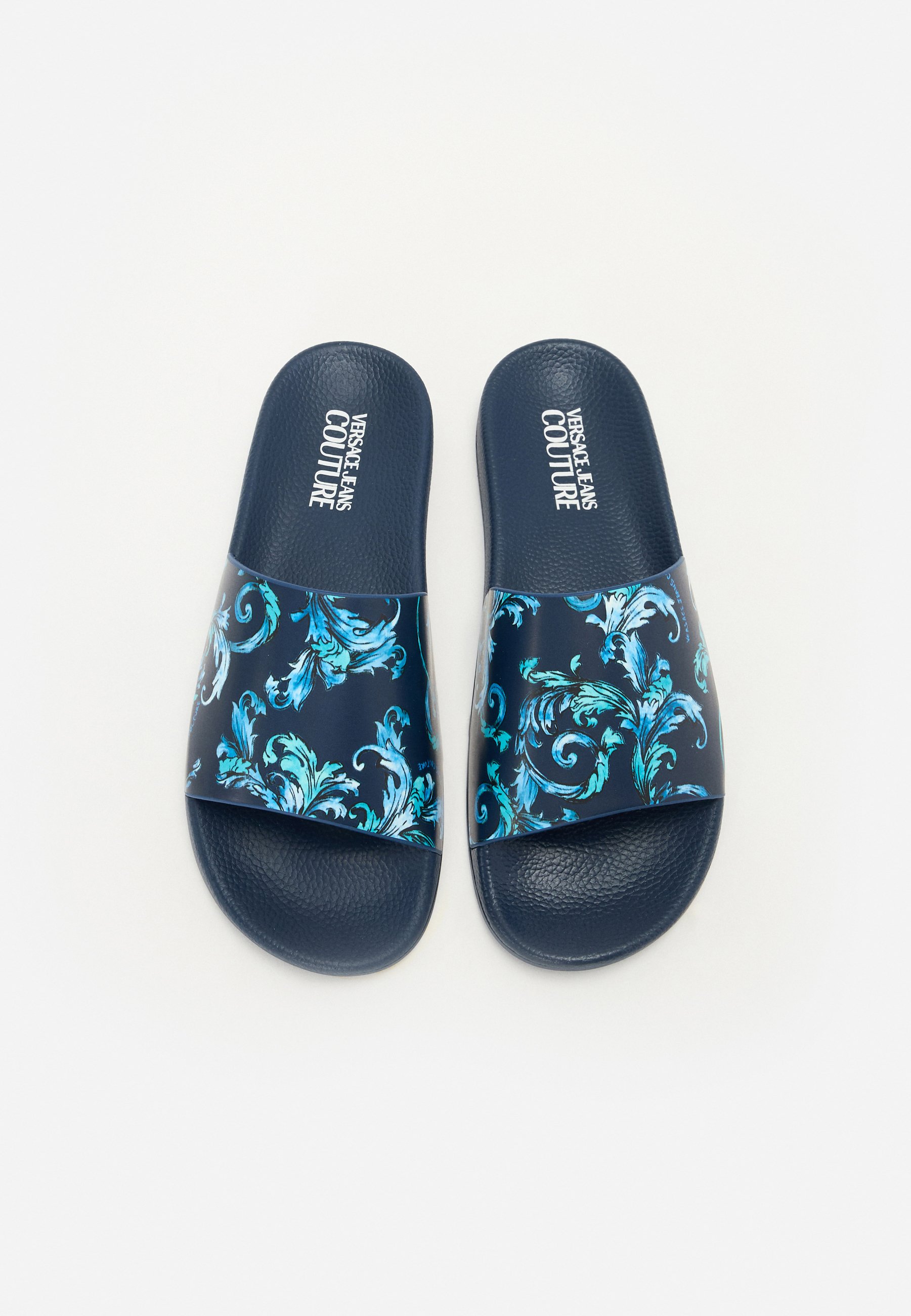 VERSACE JEANS COUTURE☆EMBLEM Pool slides 2色【UK発】 VERSACE JEANS COUTURE☆EMBLEM Pool slides 2色【UK発】
