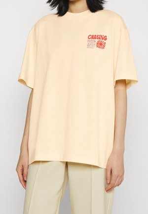 T-shirt z nadrukiem