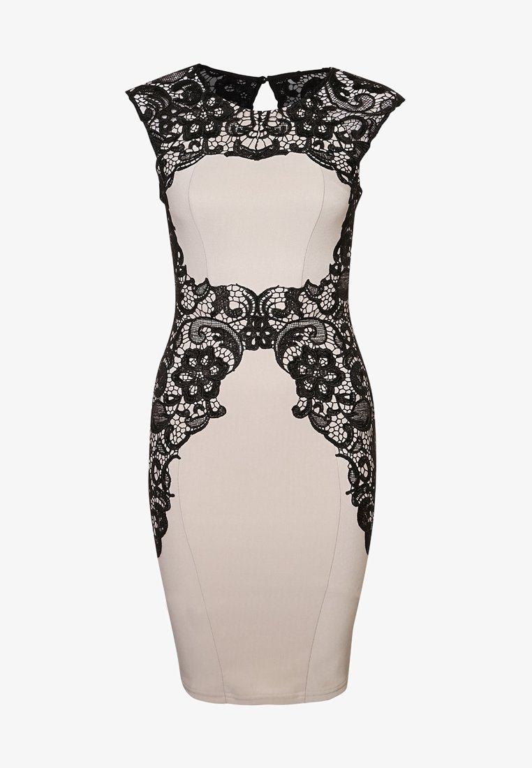 Robe beige ajustée longueur genou avec superposition de dentelle florale noire sur les épaules, les côtés et la taille, dotée d'un décolleté en trou de serrure.