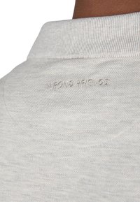 Wrong Friends SICILIA - Polo - beige