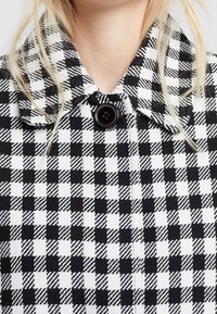 United Colors of Benetton Klassisk kappa / rock - black