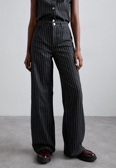 Baum und Pferdgarten NINI - Relaxed fit -farkut - black denim