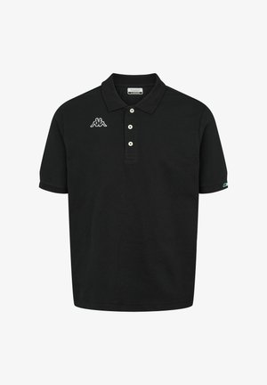 Mustmustärgne shirt, mis on valmistatud puuvillast, millel on krae, kolm nuppu ja valge logo vasakul rinnal. Lühikesed varrukad rohelise aktsendiga.