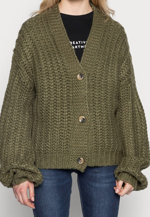 Strickjacke - olive