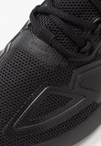 adidas Originals ZX - Sneakers - core black/pink