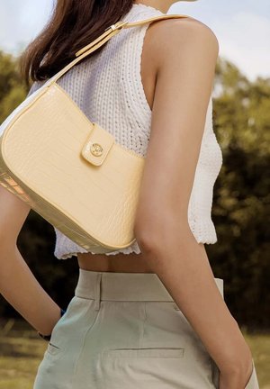 Victoria Hyde, Sac à main - yellow