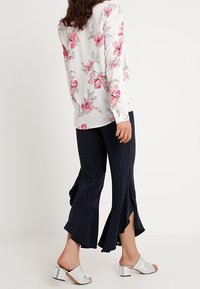 b.young Bluse - off-white