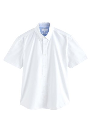 Wit overhemd met korte mouwen en knoopsluiting, voorzien van een button-down kraag en een lichtblauwe voering aan de binnenkant van de kraag, met het label "Next Regular Fit".