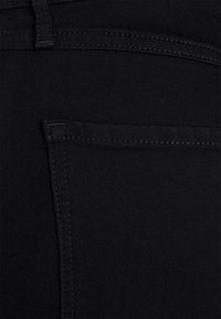 MARCIANO BY GUESS STILETTO - Calças de ganga de corte skinny - jet black