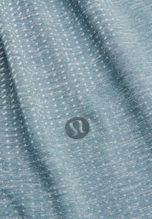 lululemon, METAL VENT TECH HALF-ZIP - T-shirt à manches longues - polo pastel steel blue