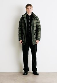 Colmar Originals MAN - Dūnu mētelis - forest/forest