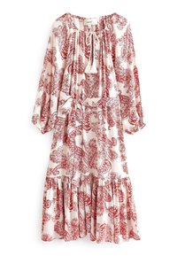 Biała sukienka midi z długimi rękawami, wzór w czerwony paisley, dekolt z wiązaniem z frędzlami, elastyczne mankiety i falbaniasty dół.