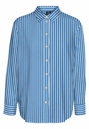 Camisa de botón a rayas azul y blanca con cuello clásico, mangas largas y botones blancos; tejido suave con líneas verticales.