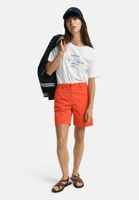 GANT Shorts - orange red