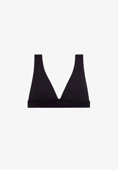 Μαύρο τριγωνικό σουτιέν χωρίς ραφές με φαρδιές τιράντες και ελαστική ταινία κάτω, σε λευκό φόντο.