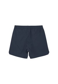 Marineblauwe zwembroek gemaakt van sneldrogend materiaal. Voorzien van een elastische tailleband, rechte pijpen en een effen kleur zonder patronen.