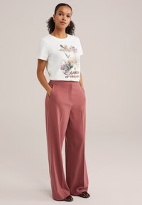 WE Fashion Triko s potiskem - off white