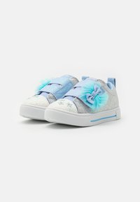 Skechers TWINKLE SPARKS - Sneakers low - silver/light blue
