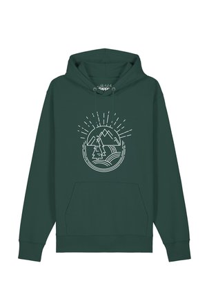 Sweat à capuche vert foncé avec poche avant et illustration en lignes blanches de montagnes, arbre et rayons dans un motif circulaire sur la poitrine.