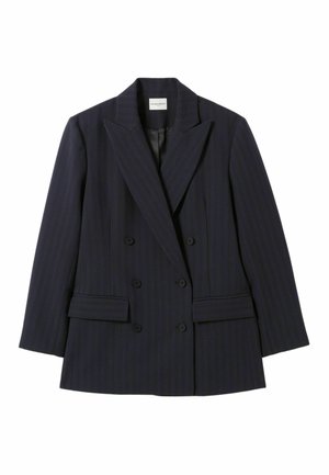 Blazer doppiopetto a righe navy con ampi revers, tasche frontali e polsini abbottonati. Realizzato in un tessuto testurizzato con leggera lucentezza.