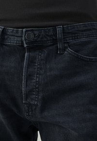Jack & Jones JJICHRIS JJORIGINAL - Džinsa auduma šorti - black denim