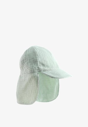 Casquette en tissu matelassé vert clair avec voile d'extension pour le cou et visière courte, conçue pour la protection solaire.