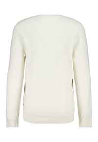 Thumbnail Image 6