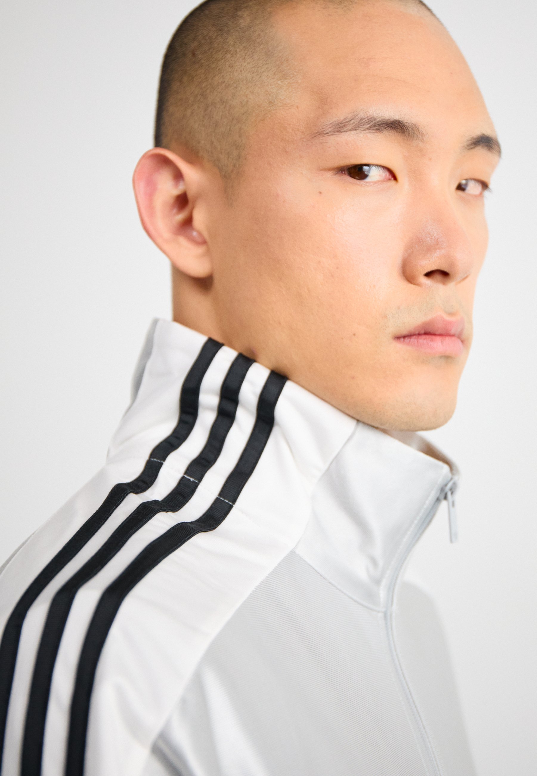 adidas all mesh track jacket　総メッシュ　XO 白金 Z.N.E. Full-Zip Hooded Track Jacket - White | adidas Hong Kong