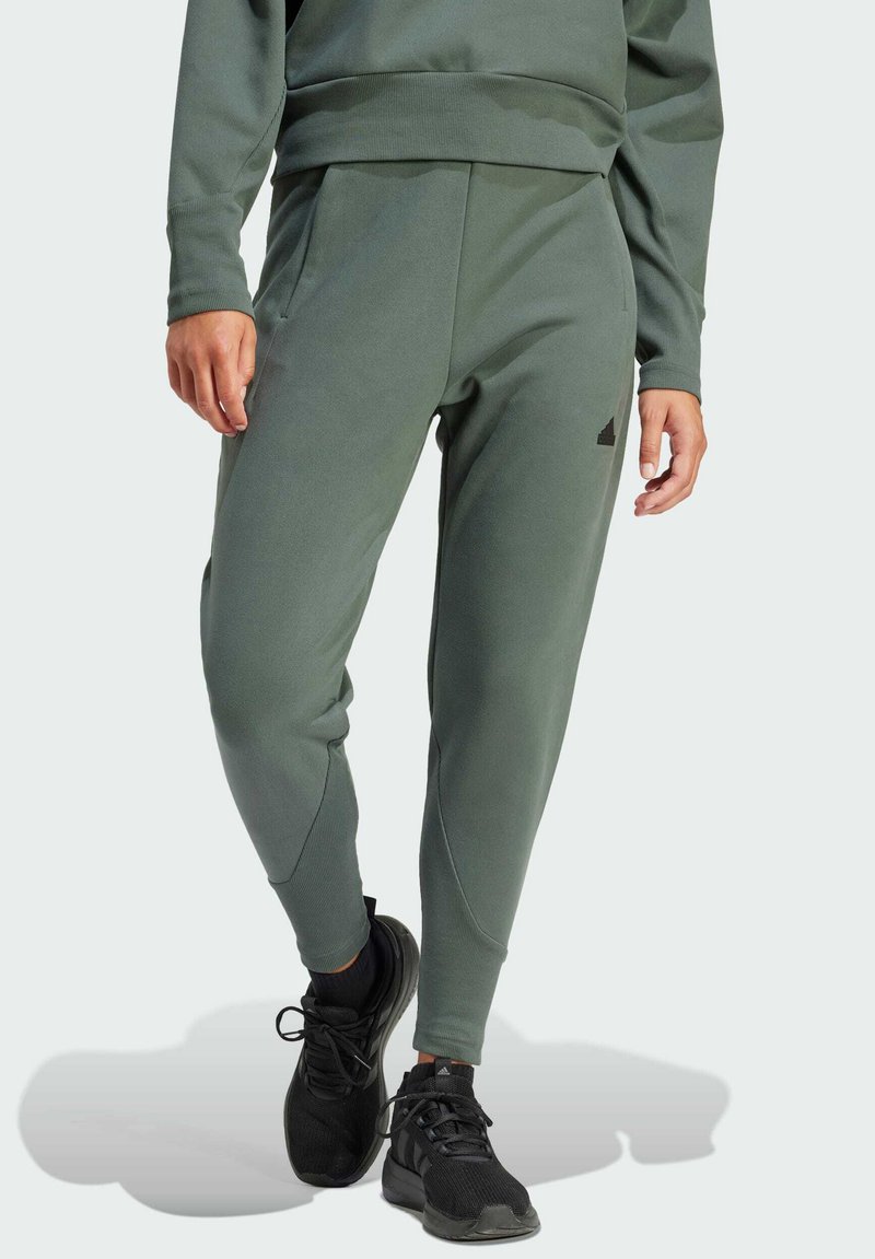 adidas Sportswear ZNE WINTERIZED Tracksuit bottoms legend ivy/black