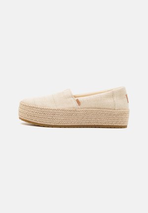 VALENCIA - Loafers - natural