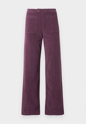 Vide bukser i en dyp lilla farge, laget av mykt stoff. Har fire lommer og knappelukking foran. Minimalistisk design med rene linjer.