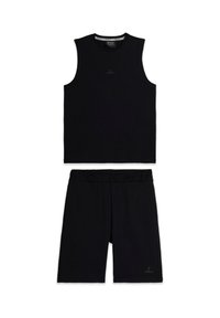Completo in nero costituito da una canotta sportiva e pantaloni corti, realizzato in tessuto morbido, con collo rotondo, design senza maniche e vita elastica.