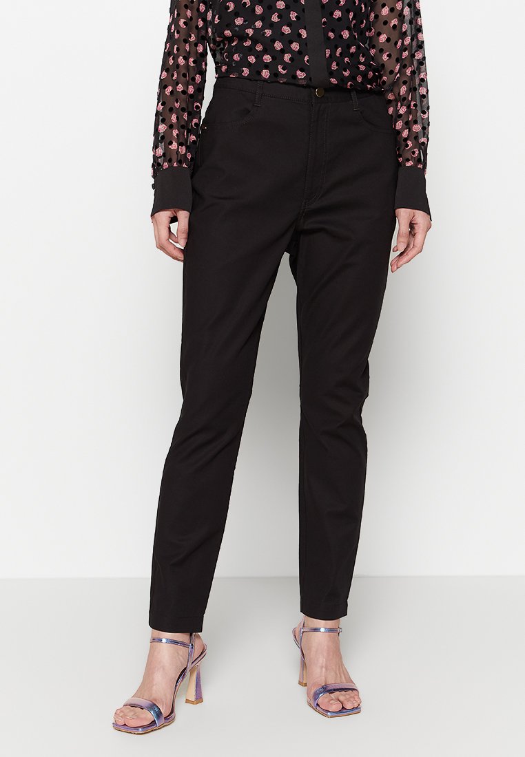 Pantalones