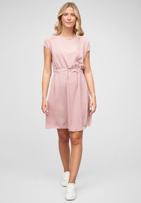Pink short-sleeve dress with a relaxed fit and elastic waist. Made of soft, textured fabric, featuring a round neckline and knee-length.