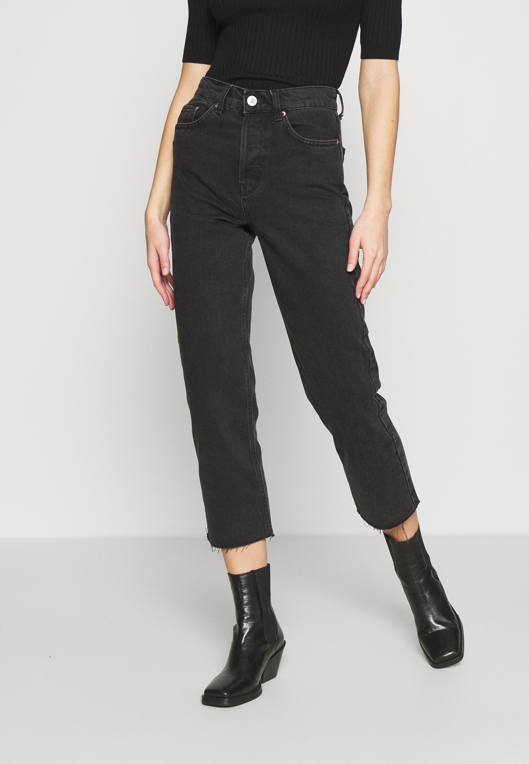 black bdg jeans