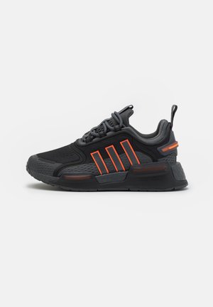 adidas nmd 44.5
