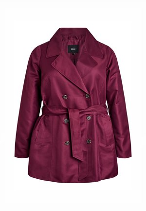 Bordo krāsas tranšejas mētelis no satīna auduma ar dubulto pogojumu, platu apkakli, jostu viduklī un divām sānu kabatām.