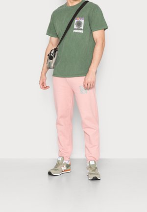 BDG Urban Outfitters, T-shirt z nadrukiem