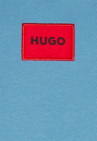 HUGO DARATSCHI - Sweatshirt com capuz - medium blue