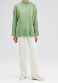 Touché Privé Strickpullover - green