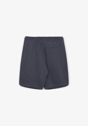 Shorts en coton gris avec une taille élastique, dotés d'une poche arrière et d'une coupe décontractée. Texture douce, longueur mi-cuisse.