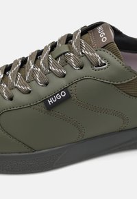 HUGO RIVEN - Sneakers basse - dark green